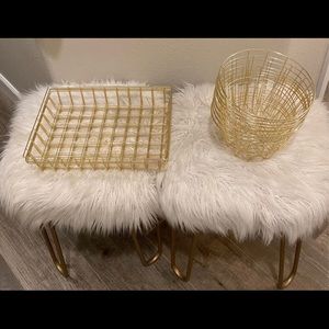 Chic gold baskets organization